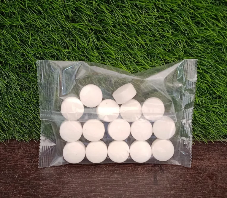 naphthalene-balls.webp